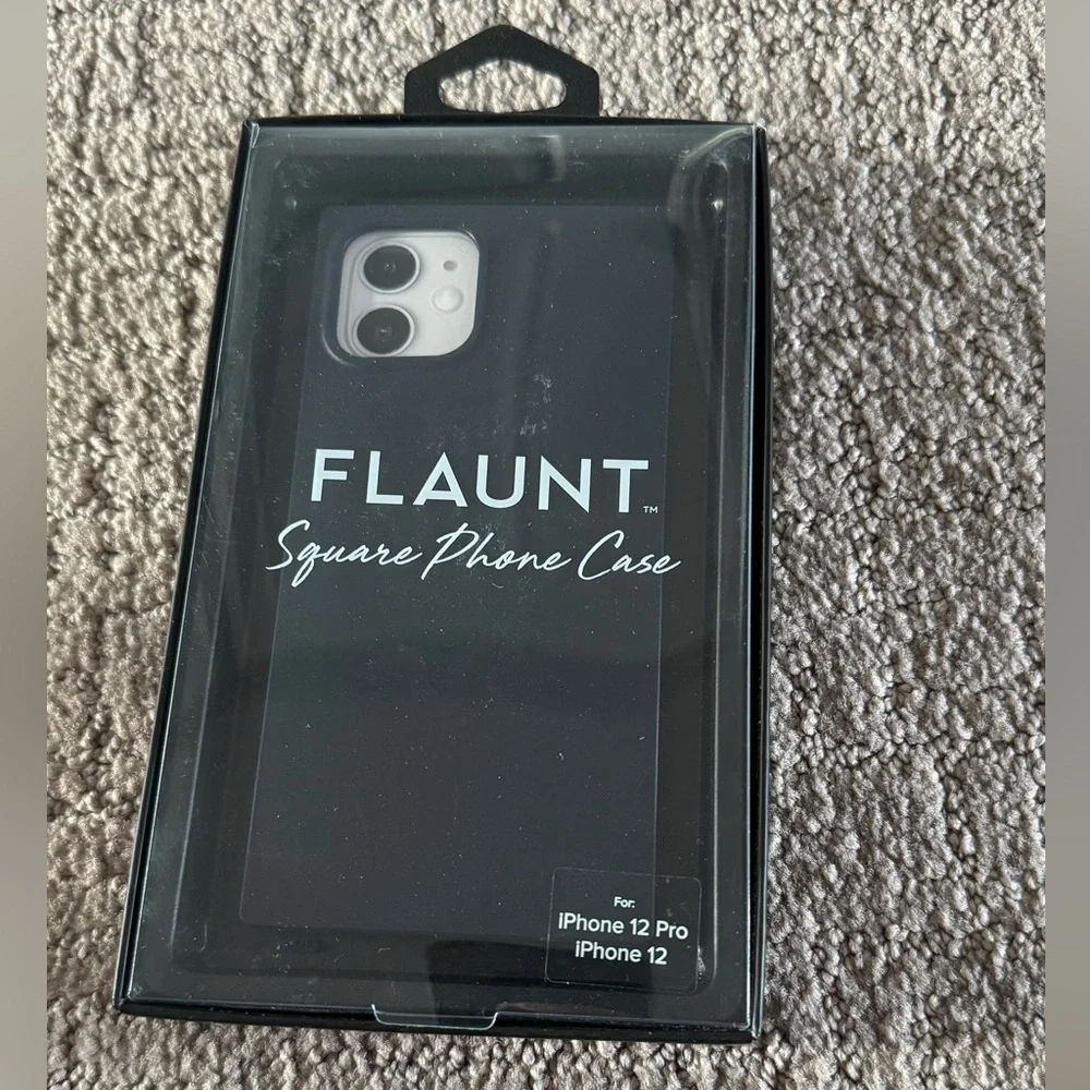 Navy blue square iPhone 12 case - Picture 2 of 4